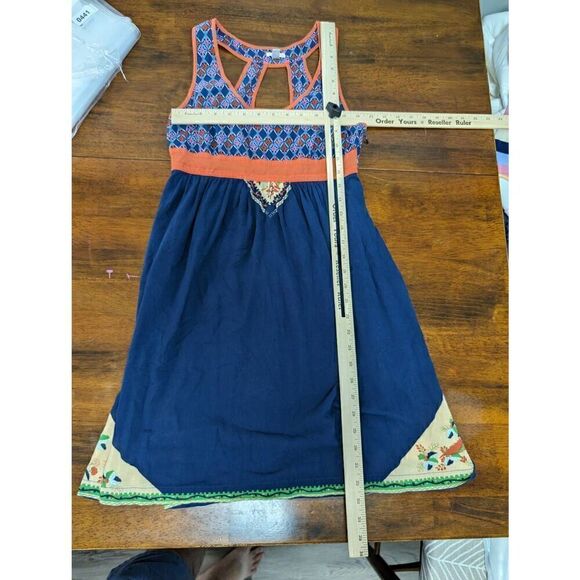 Ecote Short Sleeve Dress with Floral Print With Cutout Back Women's Size Small - Picture 8 of 8